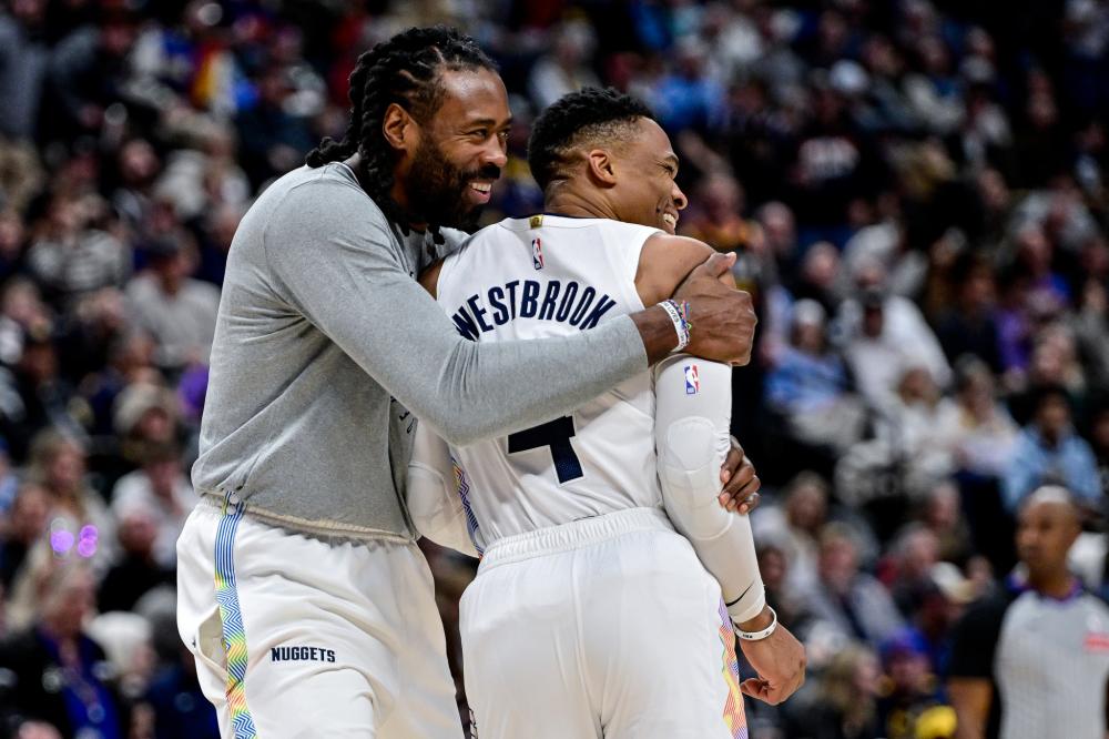 他通过细致 他通过细致