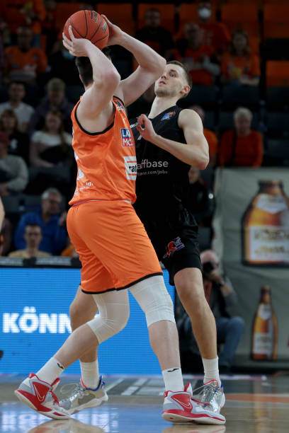 自由式滑雪 自由式滑雪