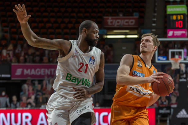 理角度看 理角度看